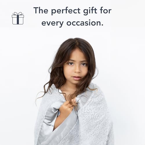 Little Giraffe Chenille Blanket - 29x35 Silver