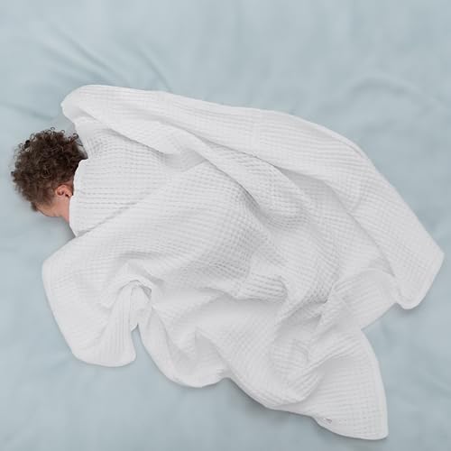 Comfy Cubs Waffle Weave Baby Blanket - 40 x 40